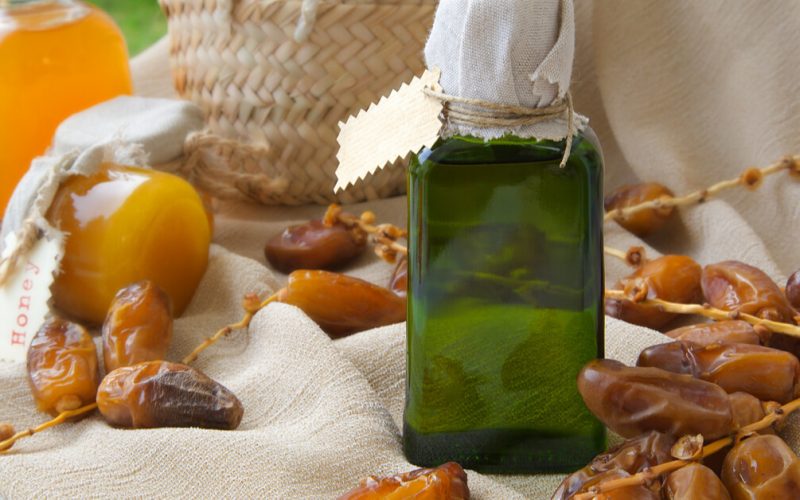 Date vinegar